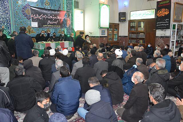 مراسم تشییع و بخاکسپاری دو شهید "گلنام، گمنام" در بوستان سیمرغ در منطقه 13 تهران بزرگ