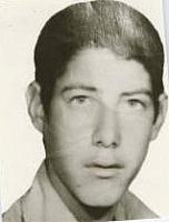 آلبوم اختصاصی تصاویر شهید اکبر فرخی . کد 1403131341 آ