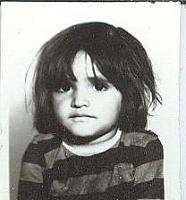 آلبوم اختصاصی تصاویر شهید پریوش میرزایی . کد 1403288037 آ