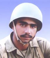 آلبوم اختصاصی تصاویر شهید علی بنداری . کد 1403295412 آ