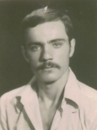 آلبوم اختصاصی تصاویر شهید داود اکبری . کد 1403325322 آ