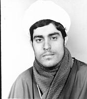 آلبوم اختصاصی تصاویر شهید محمدجواد حمزه یی بیدگلی . کد 1403242986 آ