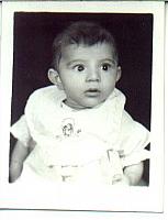 آلبوم اختصاصی تصاویر شهید کاظم روزشاد . کد 1403244901 آ