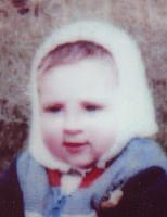 آلبوم اختصاصی تصاویر شهید سمیه زورمندکول . کد 1403279530 آ