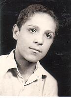 آلبوم اختصاصی تصاویر شهید محمود سالمی فرد . کد 1403206097 آ