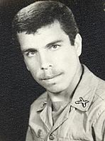 آلبوم اختصاصی تصاویر شهید حبیب اله شفیع ابادی . کد 1403292082 آ