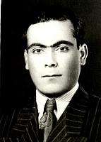 آلبوم اختصاصی تصاویر شهید مصطفی کیانی اشترجانی . کد 1403132563 آ