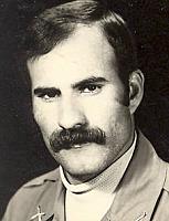 آلبوم اختصاصی تصاویر شهید محمدمراد گردکانه . کد 1403120336 آ