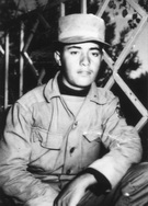 آلبوم اختصاصی تصاویر شهید شهنور احمدکیادلیری . کد 1403293153 آ