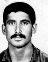 آلبوم اختصاصی تصاویر شهید بهروز مبارکپور . کد 1403132877 آ